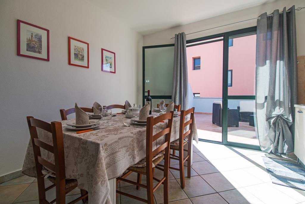 Residenza Maria Antonia - Private Apartment Orosei Dış mekan fotoğraf