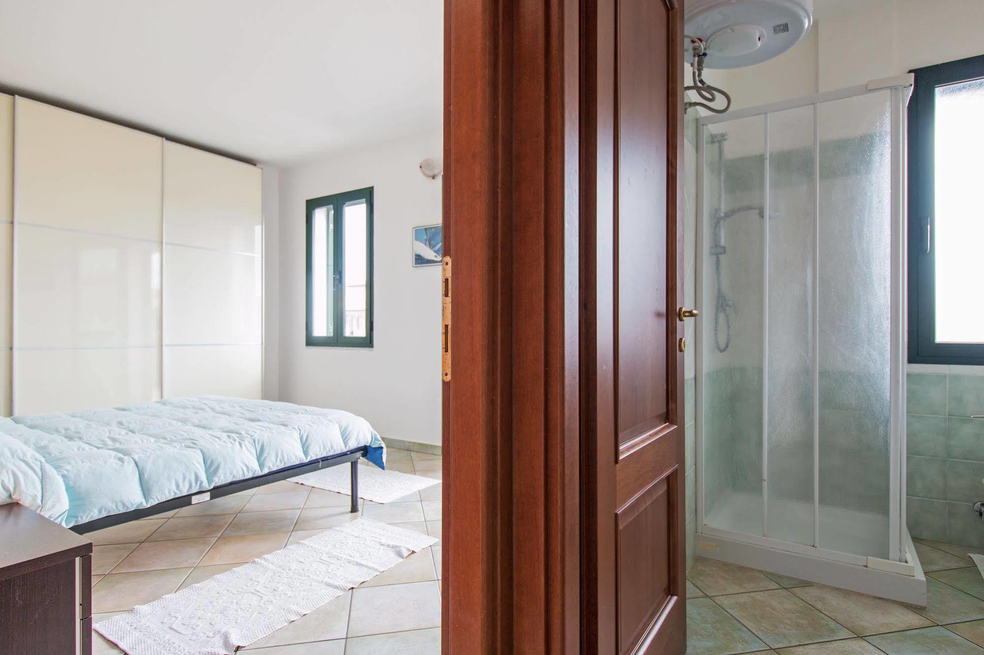 Residenza Maria Antonia - Private Apartment Orosei Dış mekan fotoğraf