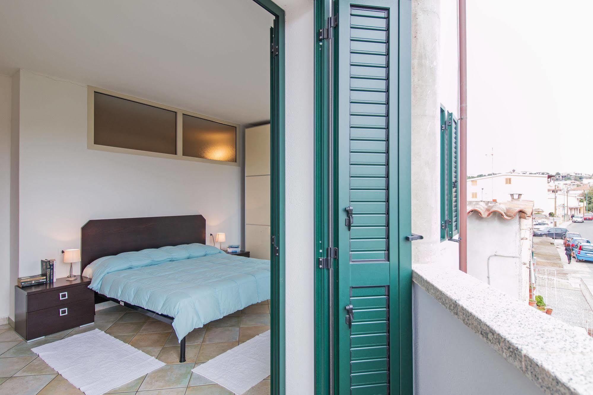 Residenza Maria Antonia - Private Apartment Orosei Dış mekan fotoğraf