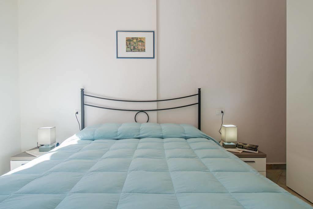 Residenza Maria Antonia - Private Apartment Orosei Dış mekan fotoğraf